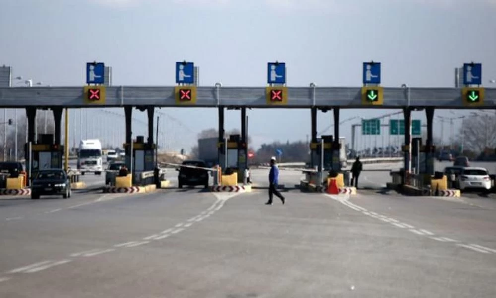 Άρση μέτρων: Πότε θα επιτραπεί η μετακίνηση από νομό σε νομό